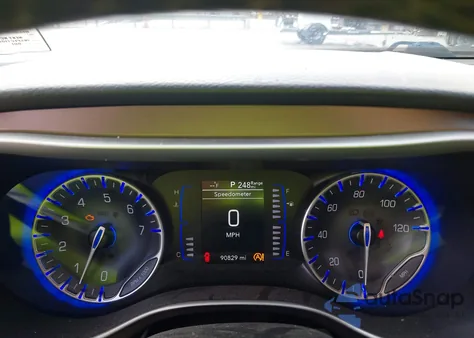 2018 Chrysler Pacifica Touring L z USA, uszkodzony, nr VIN 2C4RC1BGXJR316964